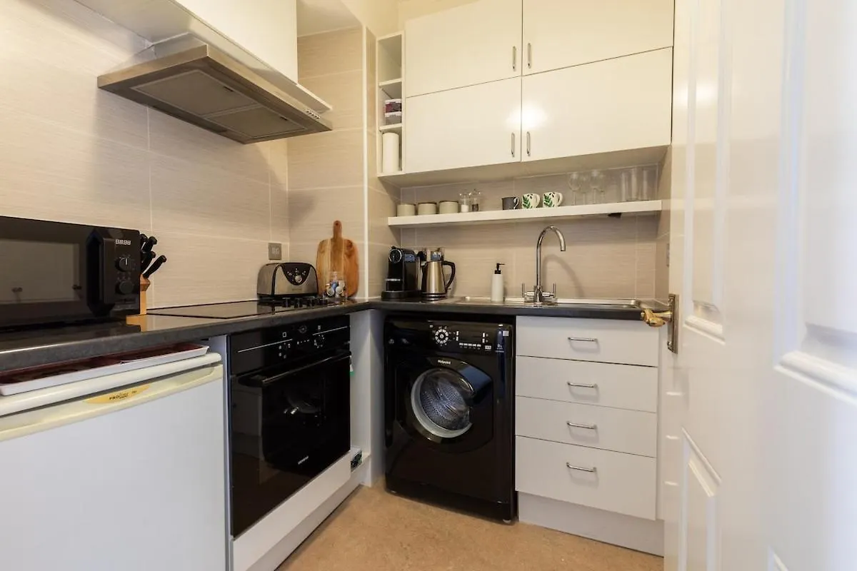 Pierrepont Street - Most Central Location - Charming 1-Bed Apartment 바스
